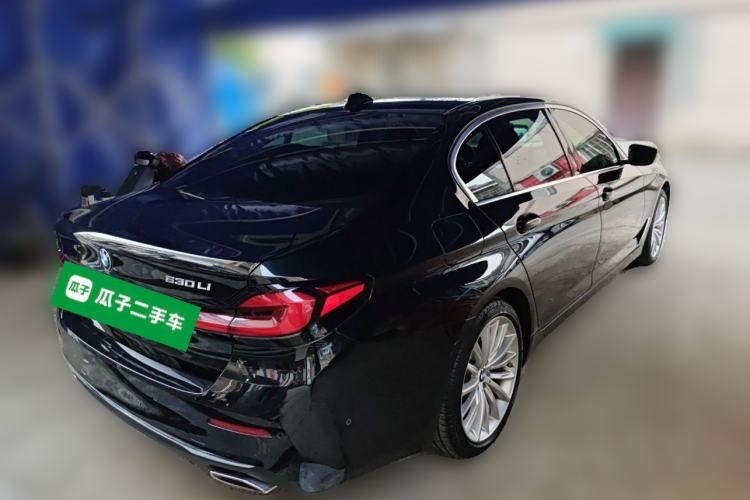 Used BMW 5 Series 2021 Updated 530Li Luxury Package Premium Edition Rear Right 45 Deg