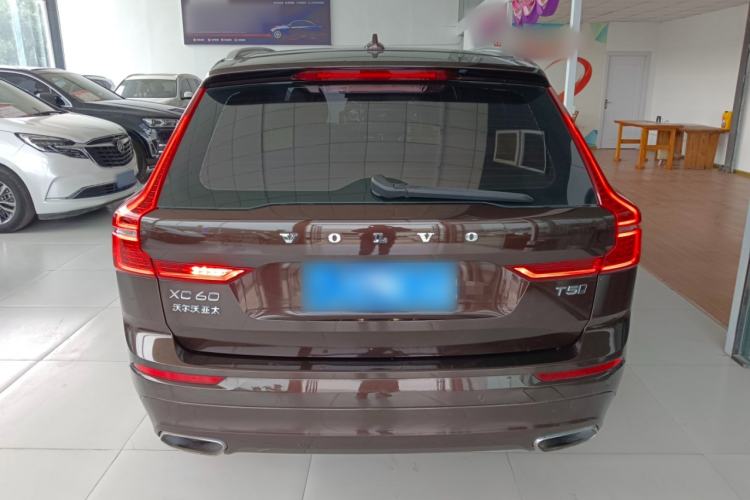Used Volvo XC60 2019 T5 4x4 Smart Edition China V Standard
