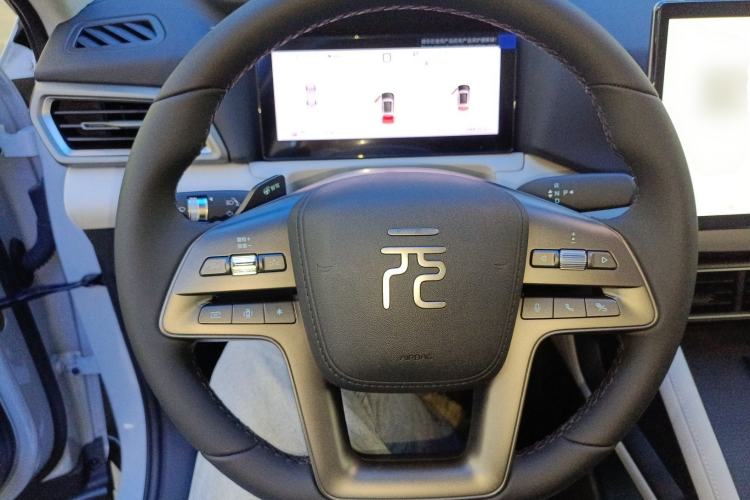 Used BYD Yuan UP 2025 Intelligent Driving Version 401 KM Dynamic Edition