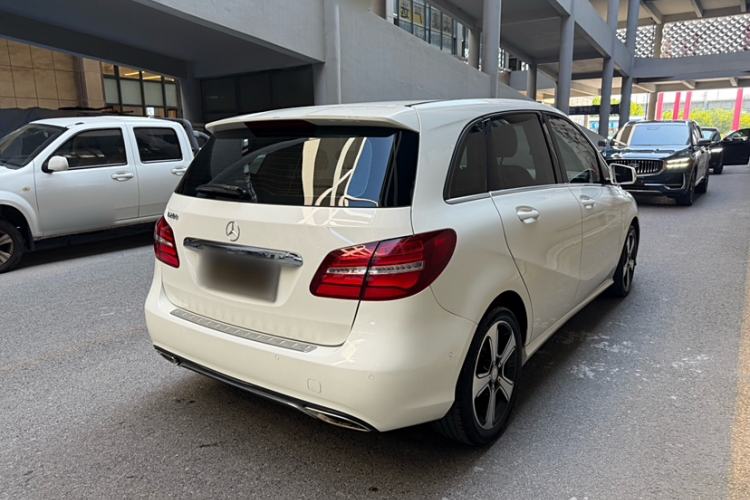 Used Mercedes-Benz B-Class 2016 B 200 Exclusive Edition