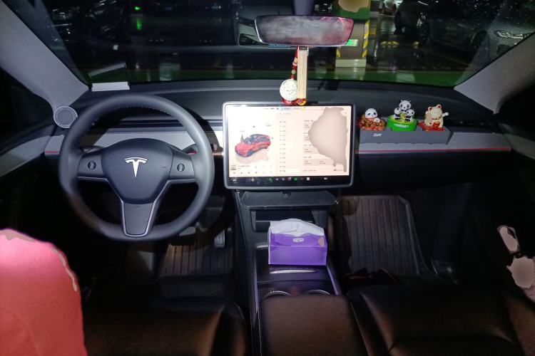 Used Tesla Model Y 2024 Rear-Wheel-Drive Version Center Console