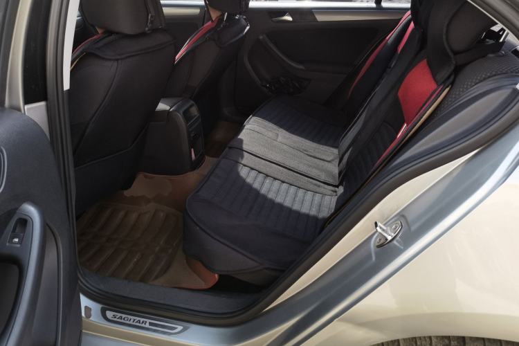 Used Volkswagen Sagitar 2012 1.6L Automatic Fashion Edition