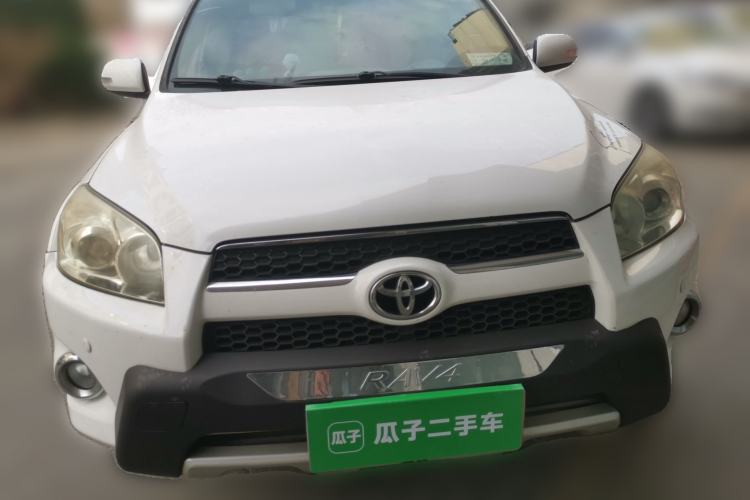 Used Toyota RAV4 2011 2.0L Automatic Luxury Edition
