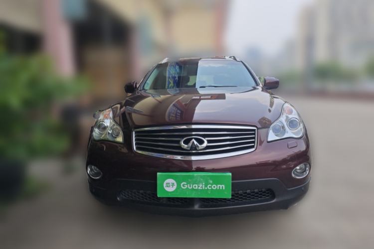 Used Infiniti QX50 2013 2.5L Two-Wheel-Drive Elegant Edition
