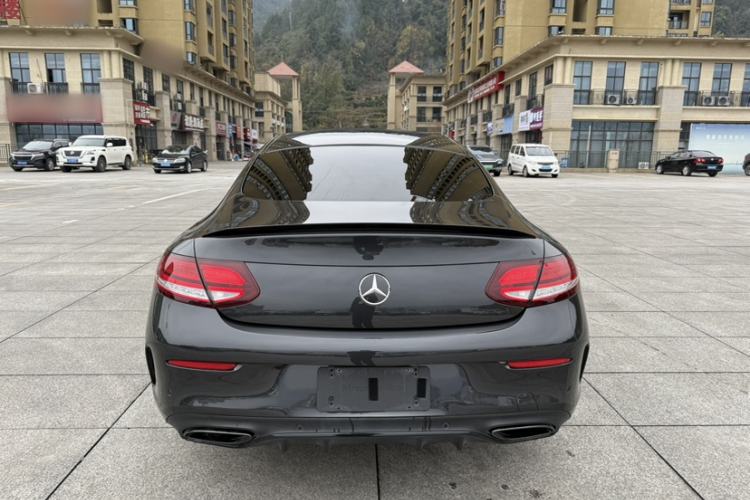 Used Mercedes-Benz C-Class 2022 Refreshed C 260 Coupe Exterior 3