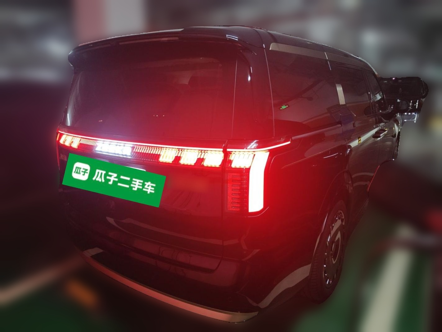 Zeekr 009 2024 GAC Trumpchi Heritage Edition — снимка 6