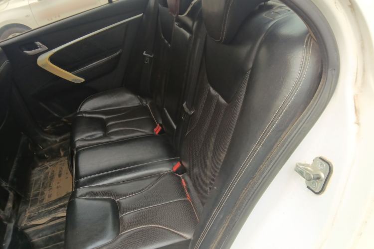 Used Geely Auto Emgrand 2017 Sedan Million Edition 1.5L Manual - Upward Version Left Rear Seat