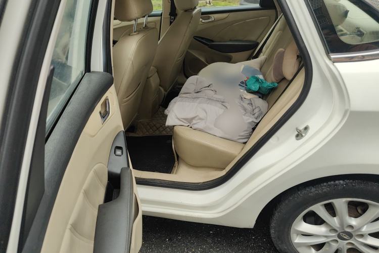 Used Chery Arrizo 7 2013 1.6L Manual ZhiShang Edition
