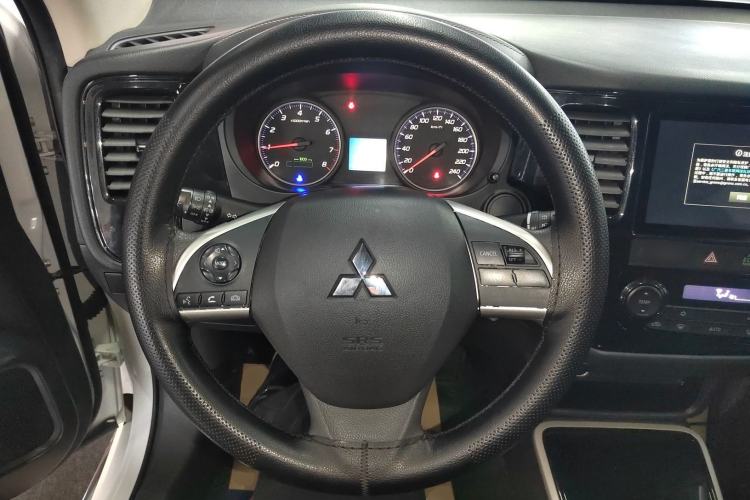 Used Mitsubishi Outlander 2021 2.0L Two-Wheel Drive Comfort Edition 5 Seats