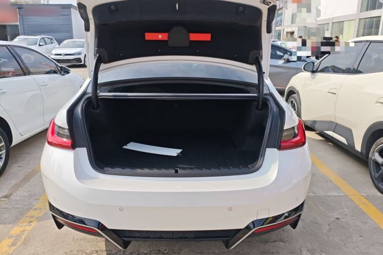 Used BMW i3 2025 eDrive 35 L