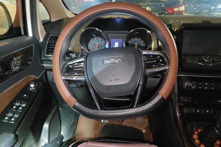 Used Lifan Auto Xuanlang 2017 1.8L Manual Elite Model