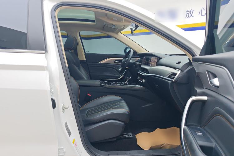 Used Bestune T77 2023 1.5T Automatic Luxury Model Right Front Seat