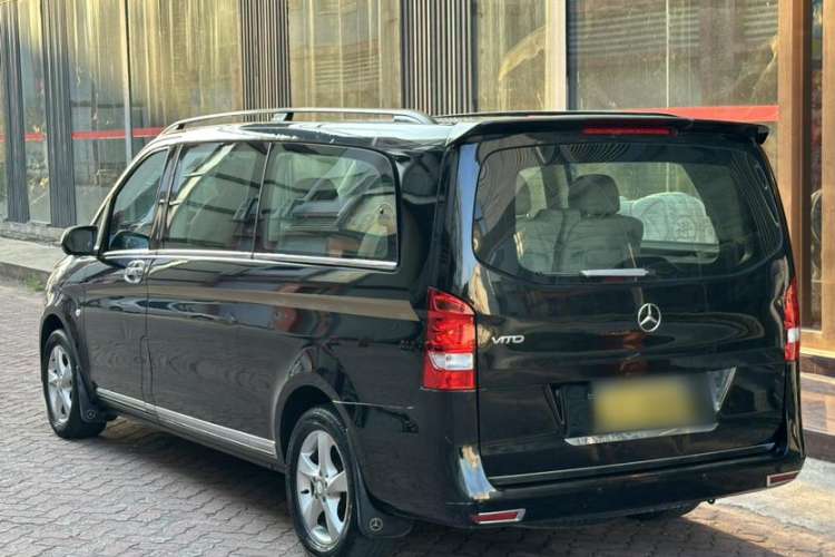 Used Mercedes-Benz Vito 2016 2.0T Elite Edition Exterior 4