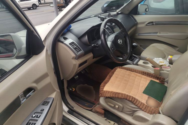 Used Land X8 2009 2.5T Diesel 4x2 Ultra-Luxury Version
