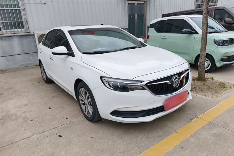 Used Buick GT 2021 1.3T Automatic Mild Hybrid Elite Version Front Right 45 Deg