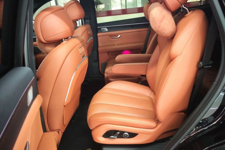 Used Hima AITO M7 2024 1.5T Intelligent Driving Rear-Drive Pro Version 6 Seats Left Rear Seat