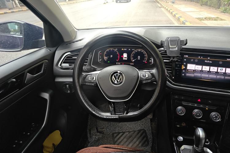 Used Volkswagen T-ROC 2022 280TSI DSG Two-Wheel Drive Comfort PLUS