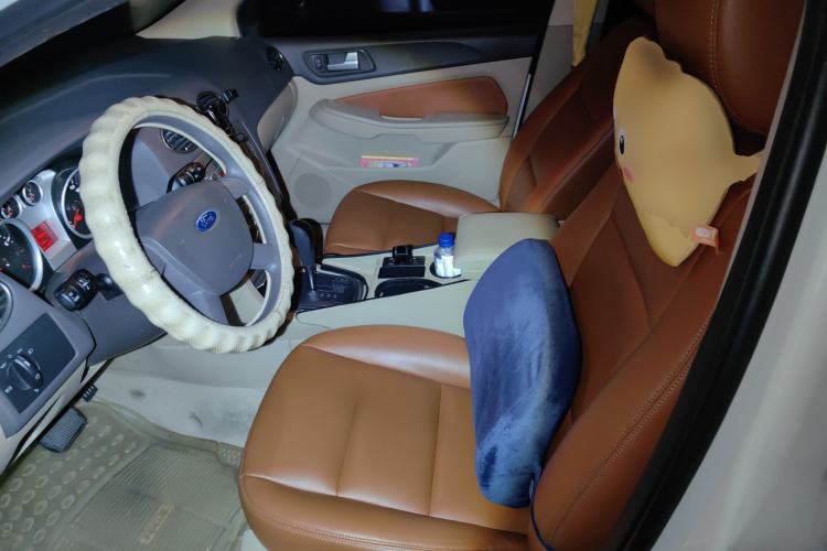 Used Ford Focus 2013 Sedan Classic 1.8L Automatic Base Model
