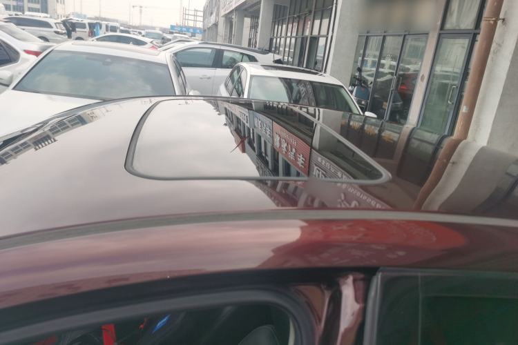 Used GAC Trumpchi GA6 2016 235T DCT Elite Edition Roof