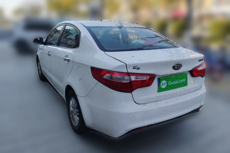 Used Kia K2 2012 Sedan 1.4L MT GLS Commemorative Edition
