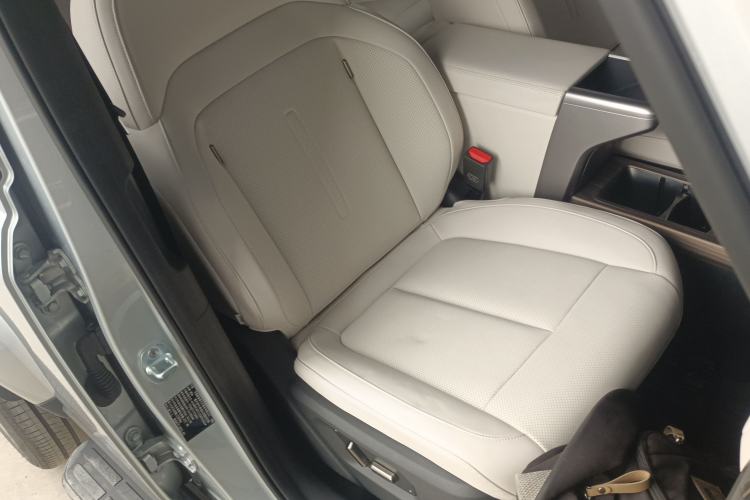 Used iCAR V23 2025 501 Four-Wheel Drive Advanced Version