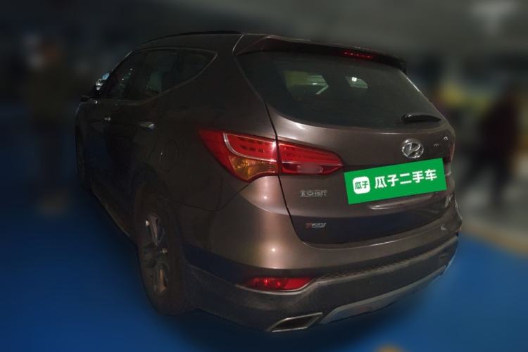 Used Hyundai Santa Fe 2013 2.0T Automatic All-Wheel Drive Top Trim
