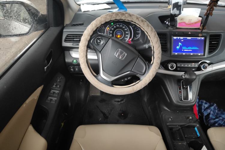 Used Honda CR-V 2016 2.0L Two-Wheel Drive Classic Edition