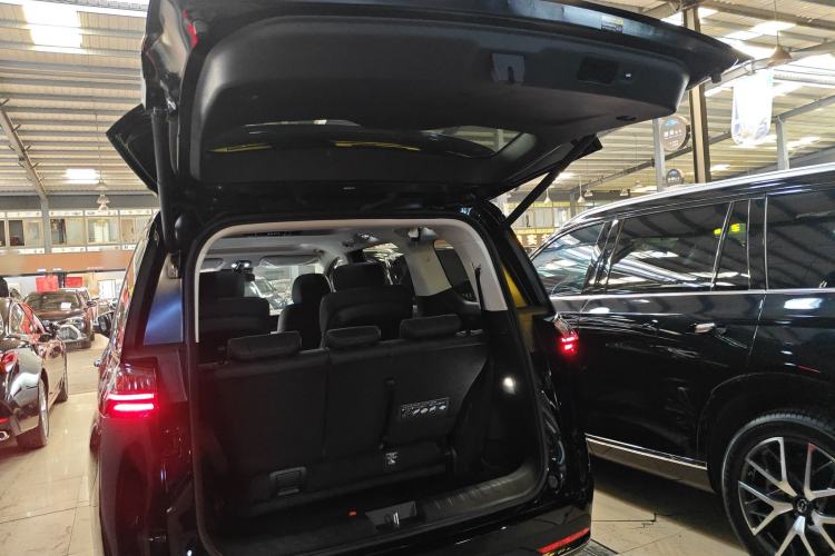 Used GAC Trumpchi Trumpchi E8 2024 Honor Series 2.0L Honor Edition
