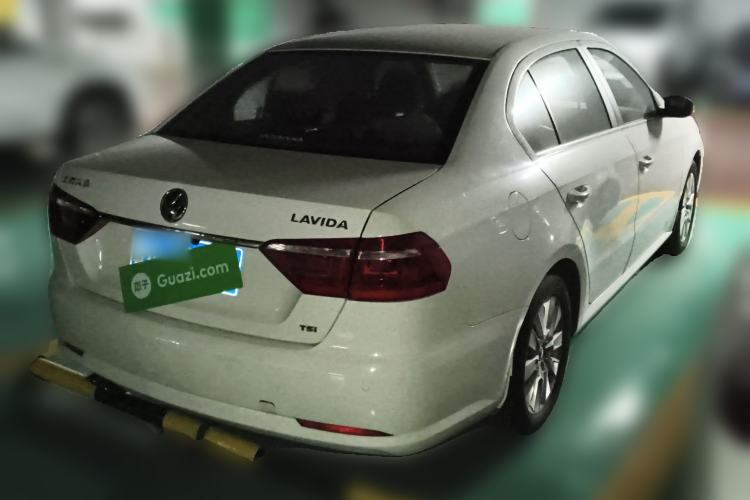 Used Volkswagen Lavida 2013 Revised Version 1.4 TSI Manual Comfort Edition Rear Right 45 Deg