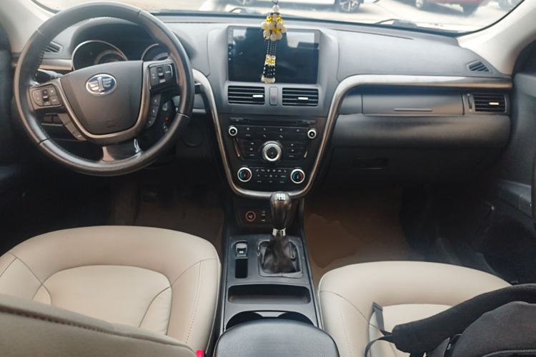 Used Bestune X80 2015 2.0L Manual Luxury Edition
