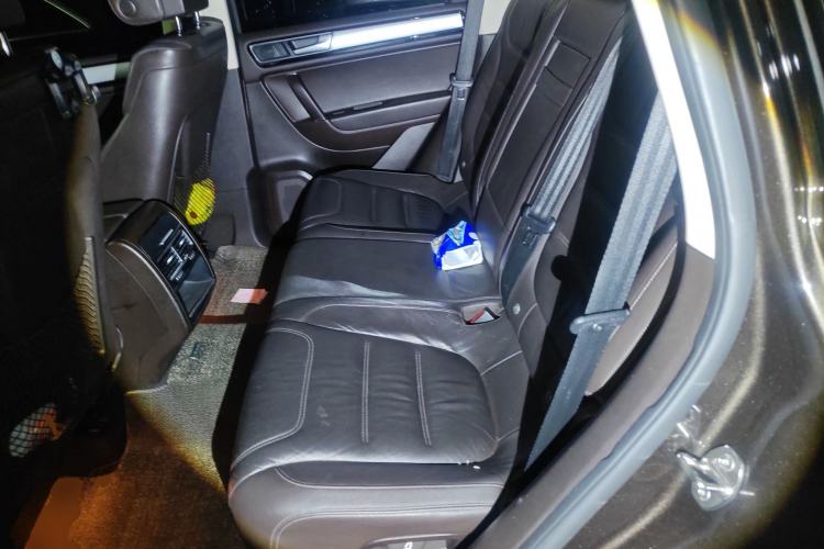 Used Volkswagen Touareg 2016 3.0 TSI Ignis Edition Left Rear Seat