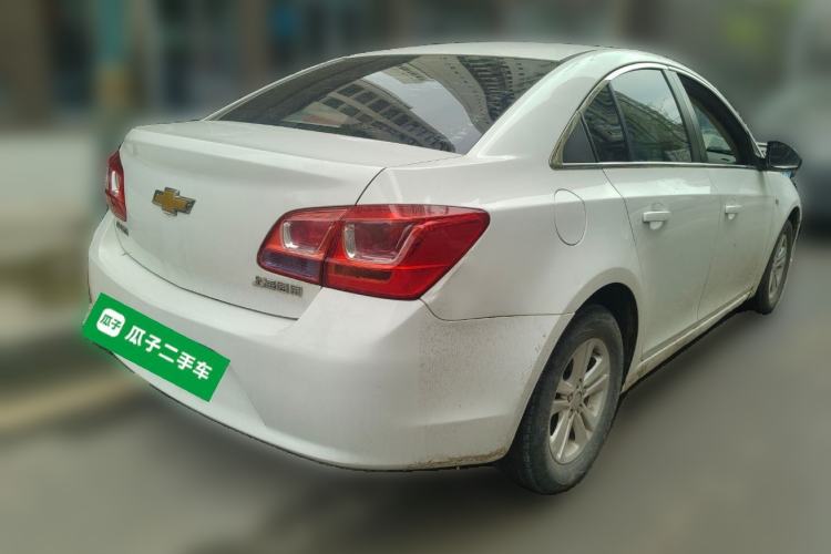 Used Chevrolet Cruze 2015 1.5L Classic SL MT Rear Right 45 Deg