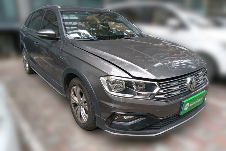 Used Volkswagen C-TREK 2017 230TSI DSG Comfort Version