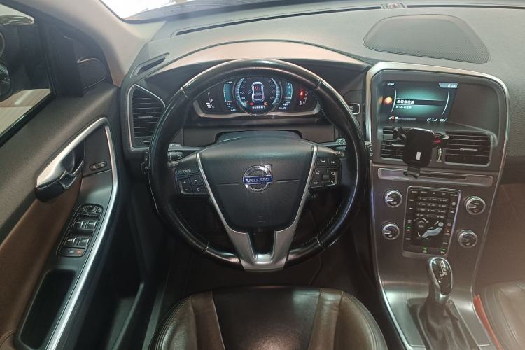 Used Volvo XC60 2016 T5 Smart Version