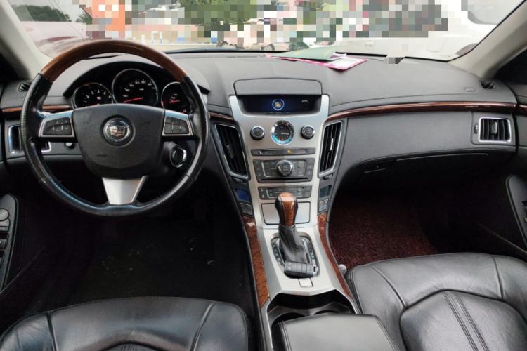 Used Cadillac CTS 2010 3.0 Luxury Sport Edition Center Console