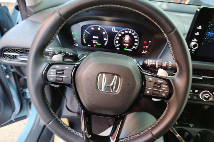 Used Honda ZR-V 2023 2.0L eHEV Sharp - Deluxe Edition
