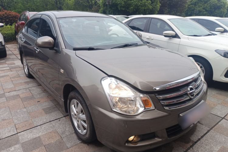 Used Nissan Sylphy 2016 Classic 1.6XE Manual Leading Edition Front Right 45 Deg