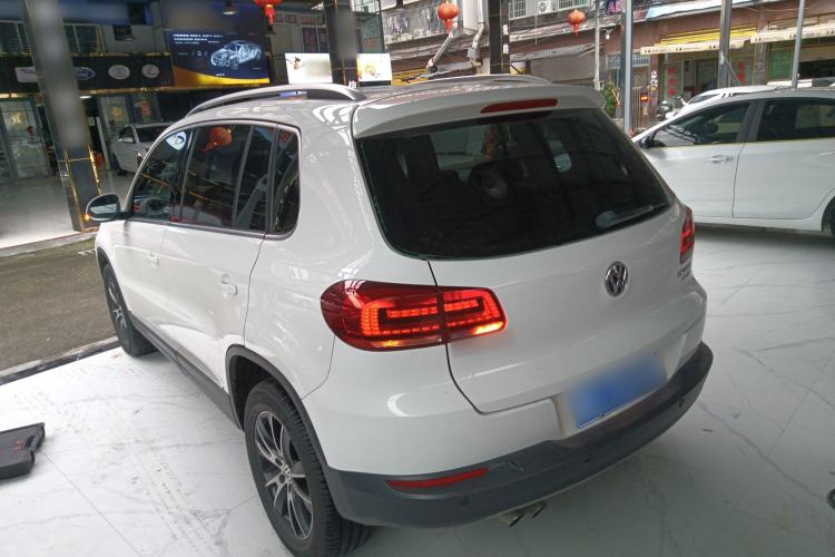 Used Volkswagen Tiguan 2016 300TSI Automatic Two-Wheel Drive Luxury Edition Rear Left 45 Deg