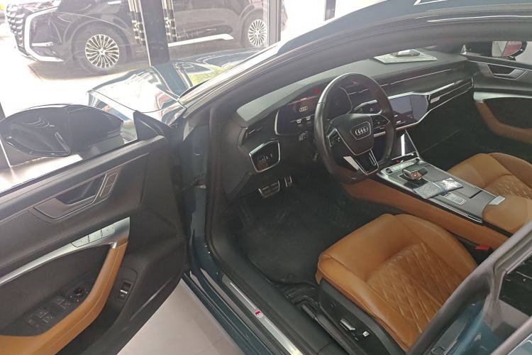 Used Audi A7L 2022 55 TFSI quattro S-line Edition One First Edition
