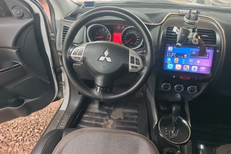 Used Mitsubishi ASX 2015 2.0L CVT Two-Wheel Drive Elite Edition