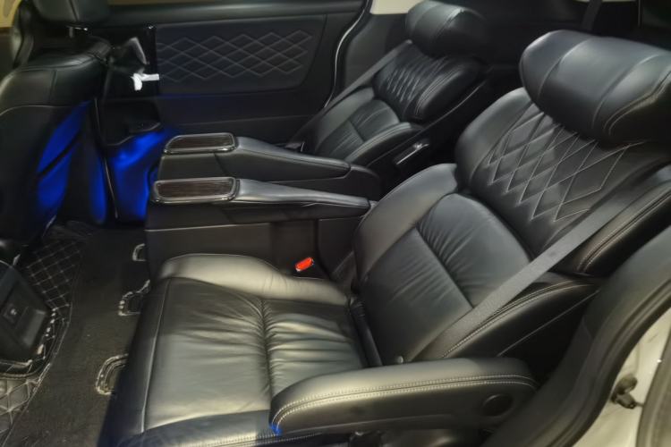 Used Honda Elysion 2019 2.0L Hybrid Luxury Edition