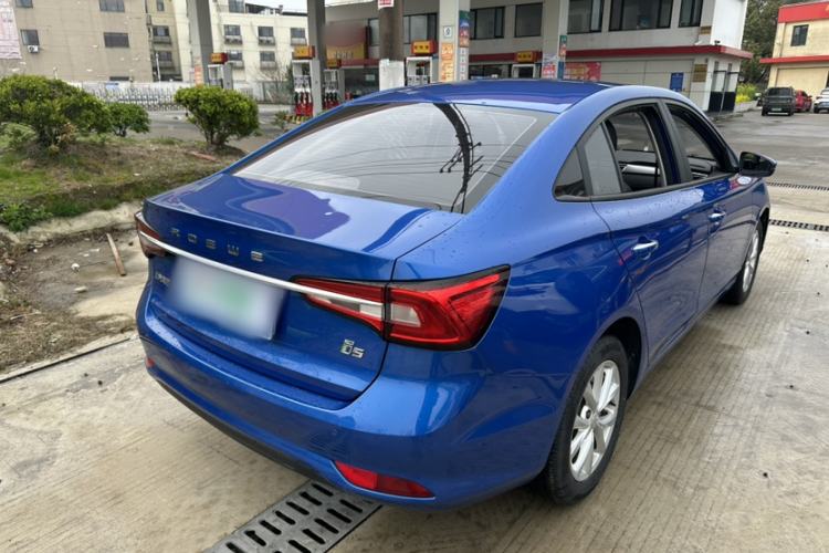 Used Roewe i5 2019 1.5L Manual 4G Connected Langyue Edition
