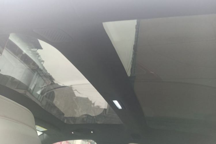 Used Zeekr 007 2025 Rear-Drive Intelligent Driving Version 75 kWh Interior 1