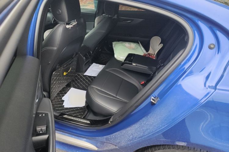 Used Jaguar XEL 2020 2.0T 200 PS R-DYNAMIC S Advanced Sport Edition Left Rear Seat