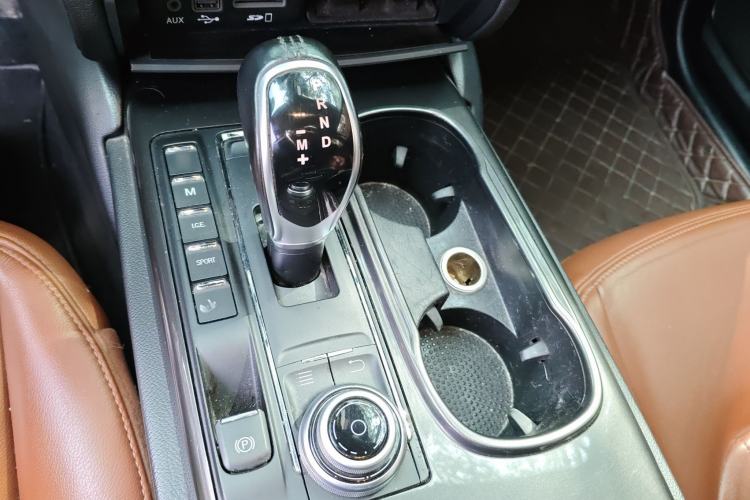 Used Maserati Ghibli 2017 3.0T Standard Edition Gear Lever