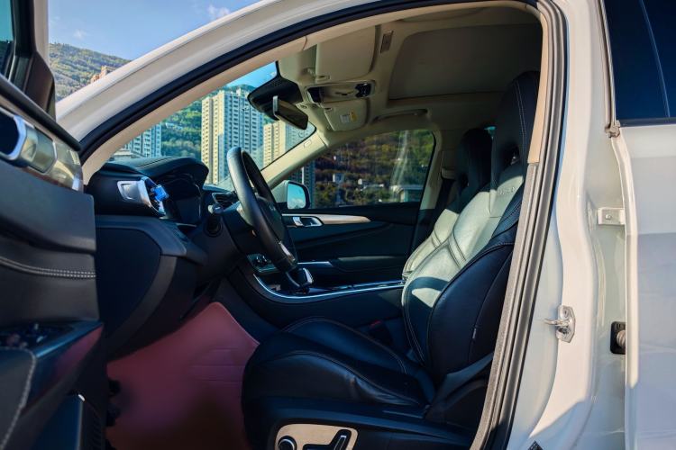 Used Lynk & Co 01 2017 2.0T Two-Wheel Drive Pro Edition
