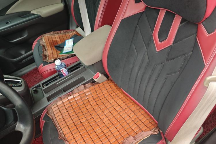 Used Honda CR-V 2012 2.0L two-wheel drive urban version