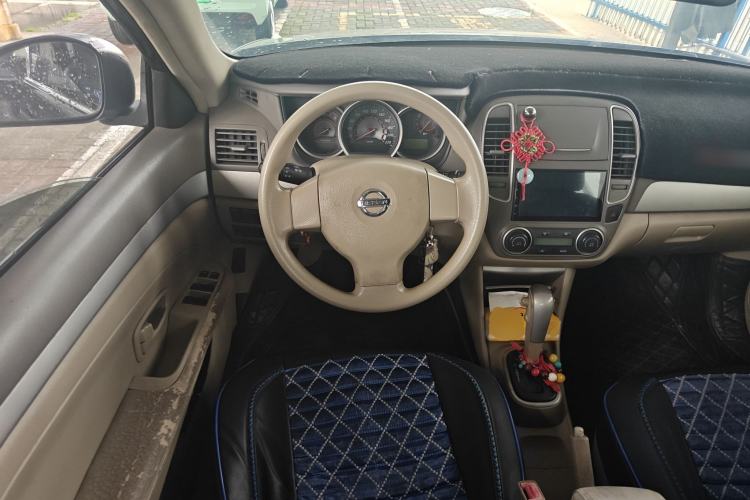 Used Nissan Sylphy 2012 Classic 1.6XE Automatic Comfort Edition Steering Wheel
