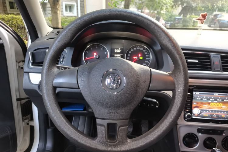 Used Volkswagen Gran Lavida 2013 1.4 TSI Automatic Comfort Model