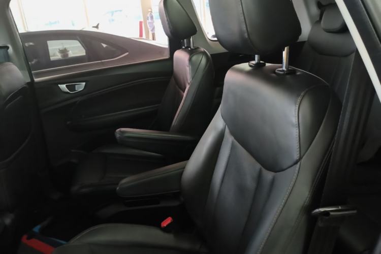 Used Wuling Jiachen 2022 1.5L Manual Light Comfort Edition